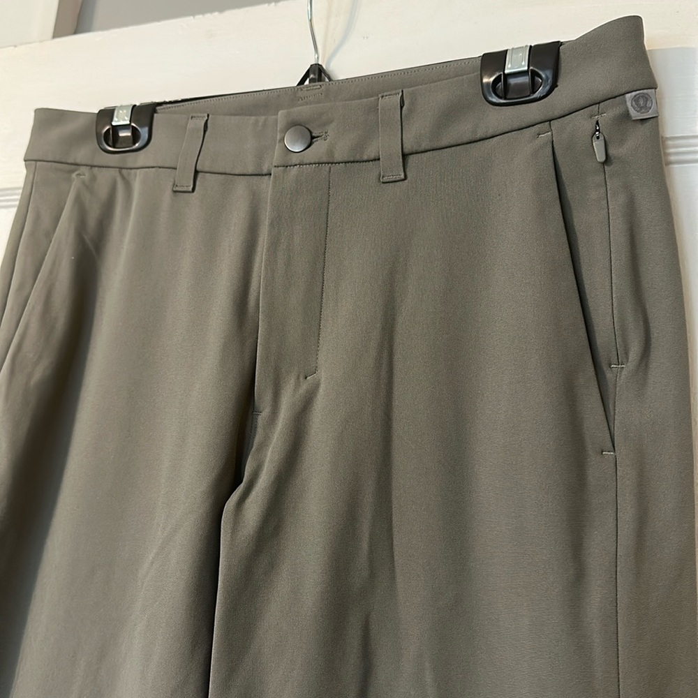 Lululemon Men's 32" x 32" ABC 5-pocket Style Pants Gray